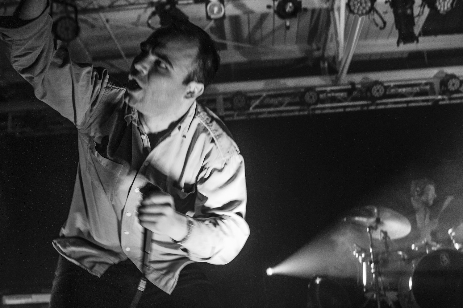 Future Islands live