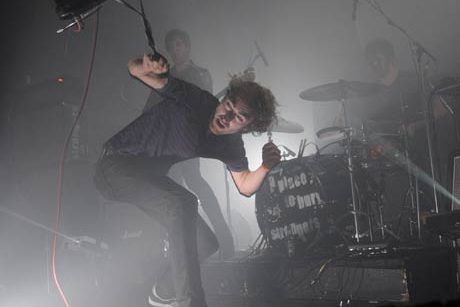A Place to Bury Strangers live