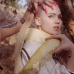 Grimes - "Genesis" video